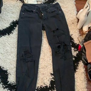 Black tomgirl American eagle jeans